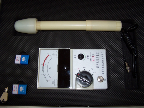 RJ-3 高频场强仪